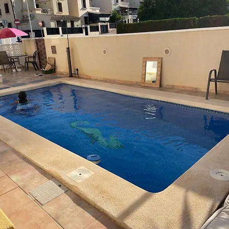 度假居 Casa La Marquesa - With Private Pool 克萨达城