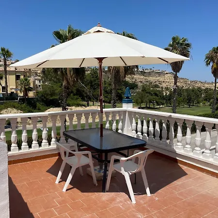 度假居 Casa La Marquesa - With Private Pool 克萨达城
